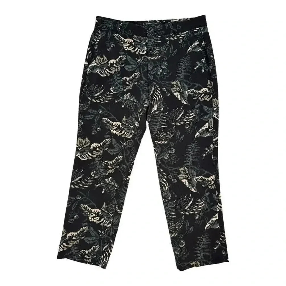 Banana Republic Women’s Size 6 Short Avery Black Floral Print Cropped Pant